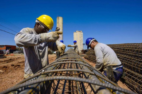 Construção civil continua em ritmo de crescimento, diz CNI
